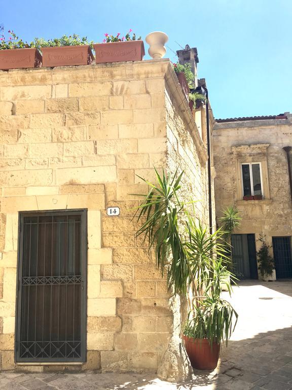 Chiesa Greca - Sit Rooms & Apartments Lecce Exterior photo